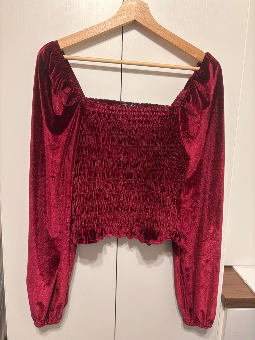 Women's Smocked Velvet Long-Sleeve Top - M/L